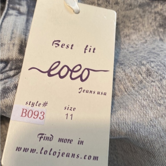 EoEo Best Fit Distressed Jeans NWT size 11 - Picture 9 of 9